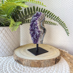 AMETHYSTE SUR SOCLE