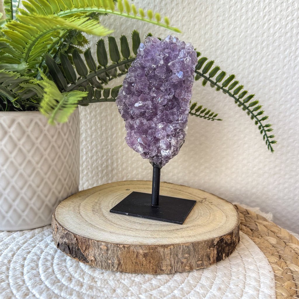 AMETHYSTE SUR SOCLE