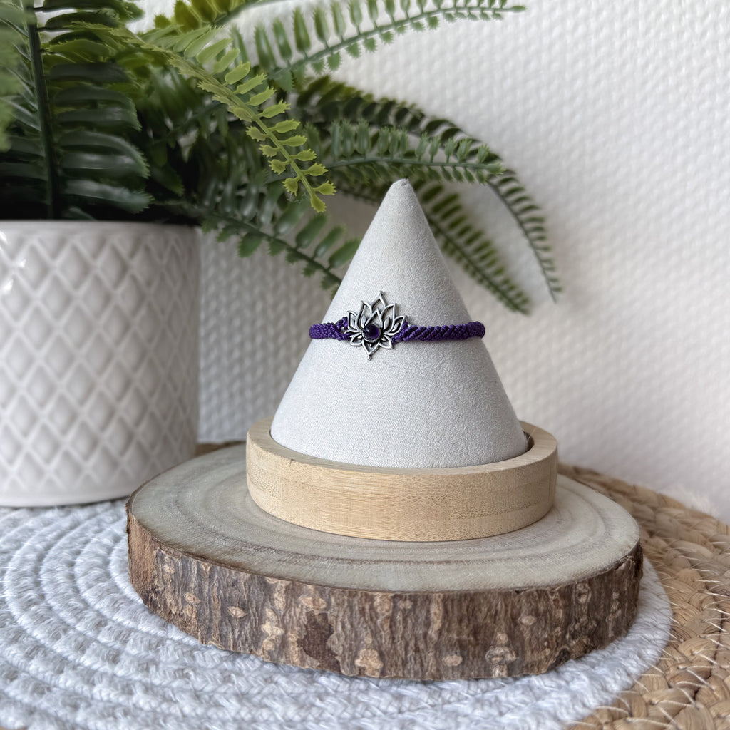 Bracelet en micro macramé fait main – Bijou artisanal bohème ajustable | Les Créas d’Andy
