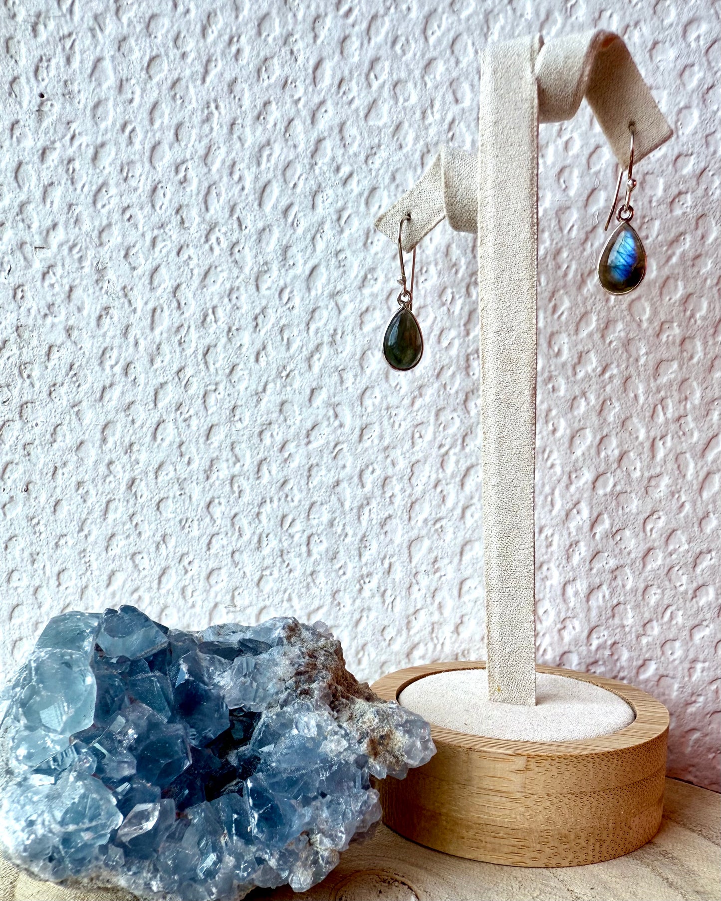 BOUCLES D’OREILLES LABRADORITE