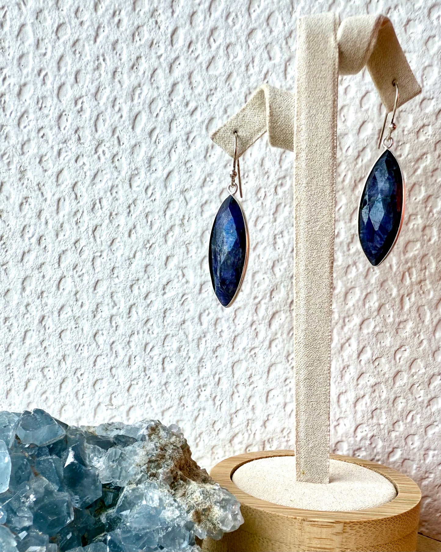 BOUCLES D’OREILLES SAPHIR INDIEN