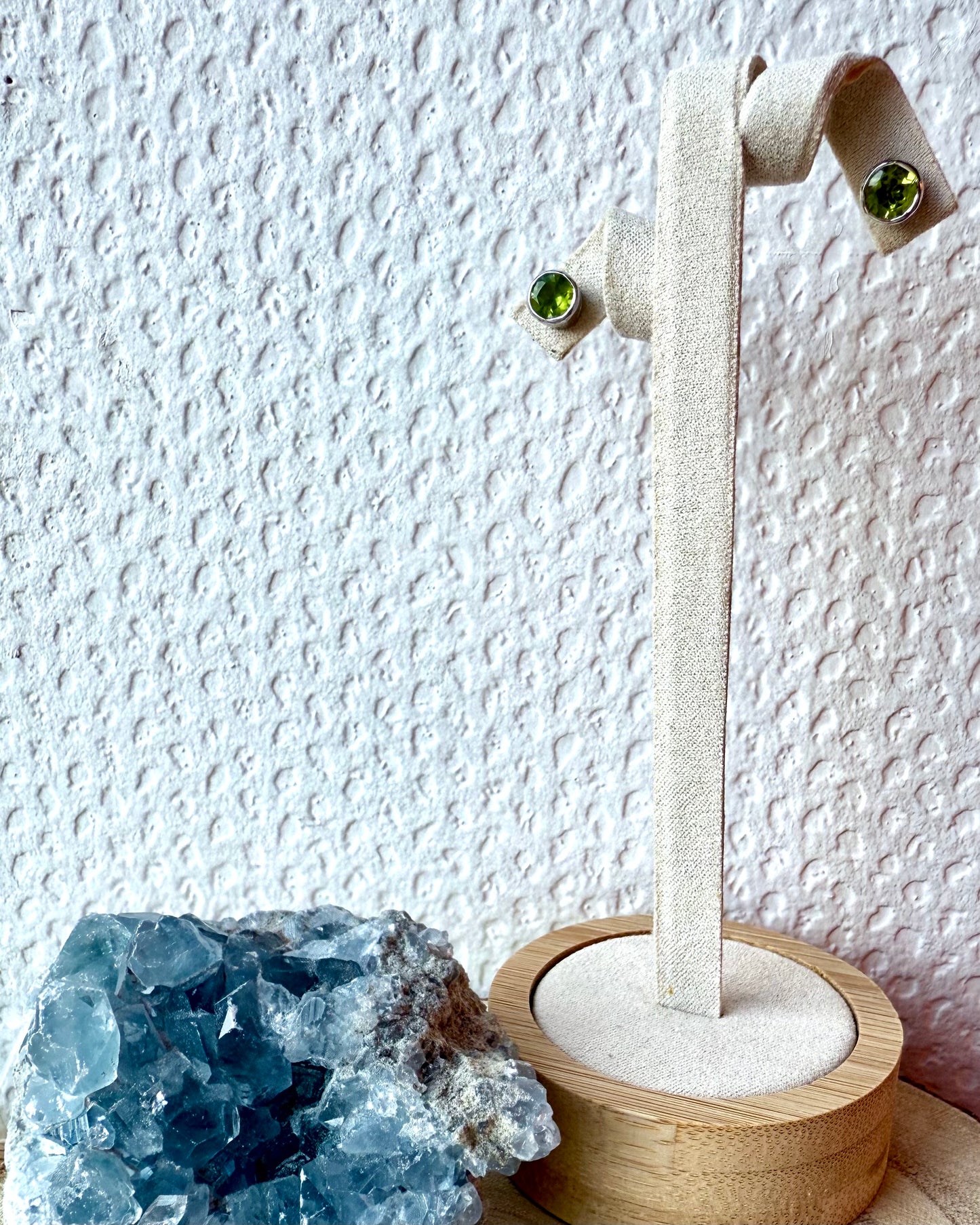 BOUCLES D’OREILLES PUCE