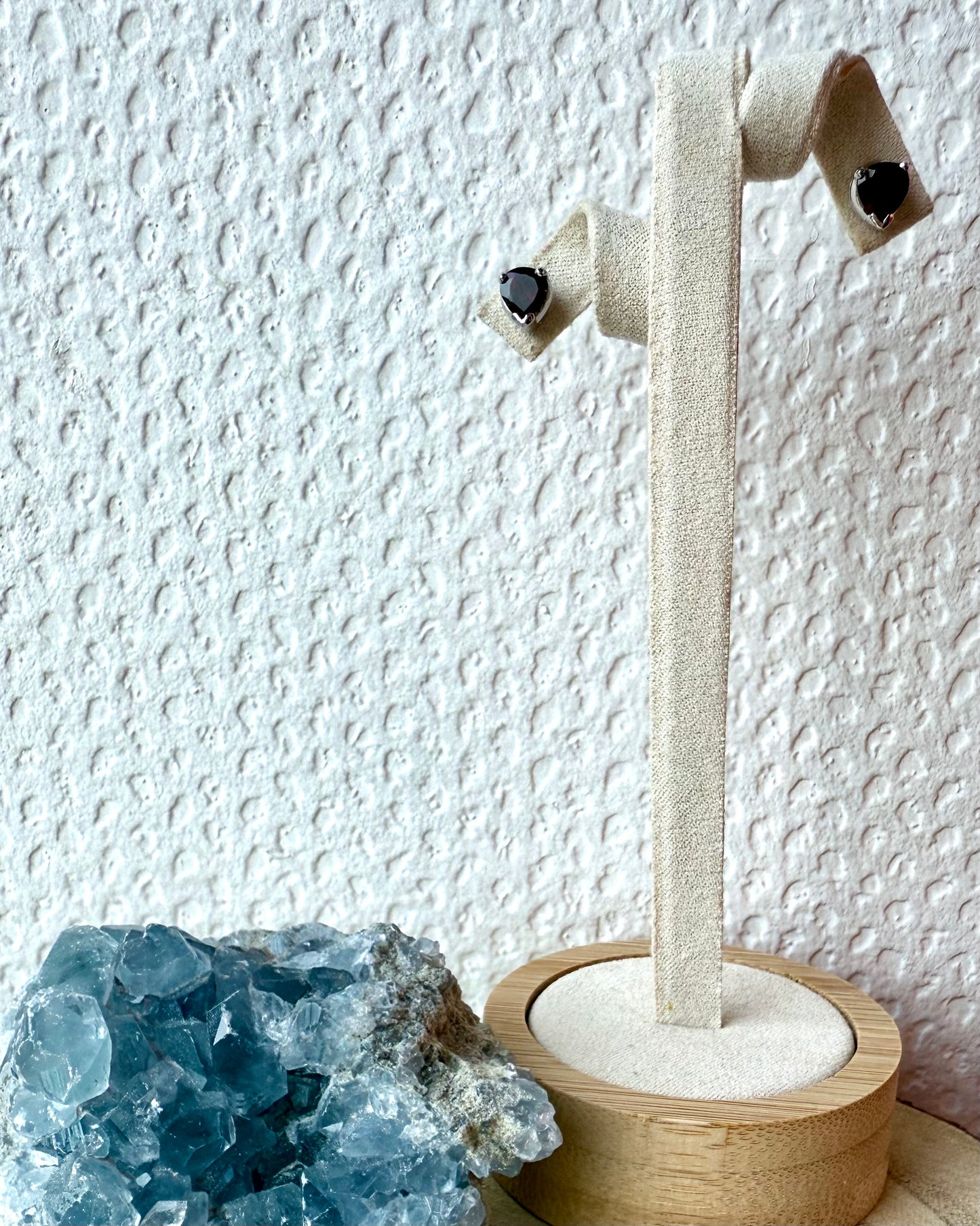 BOUCLES D’OREILLES PUCE