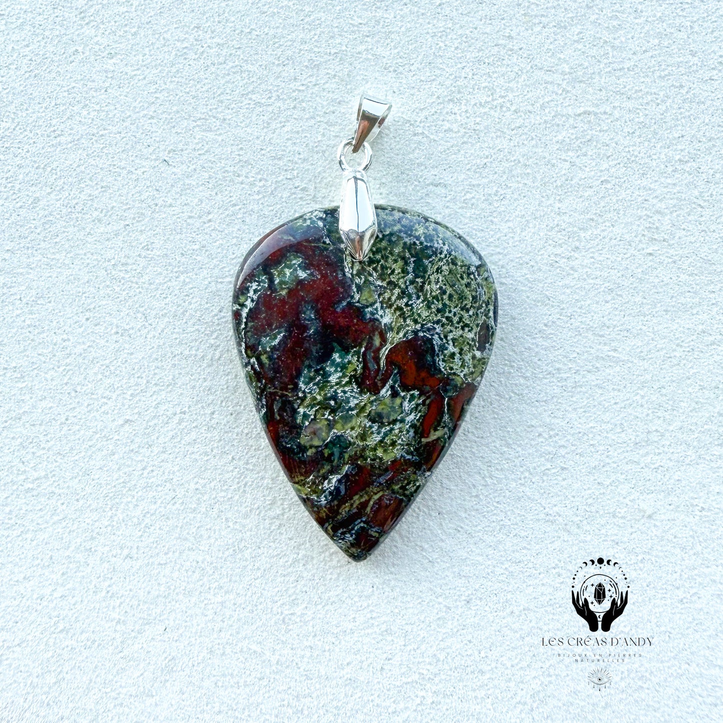 JASPE HELIOTROPE (JASPE SANG DE DRAGON)