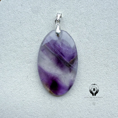 AMÉTHYSTE SUR QUARTZ