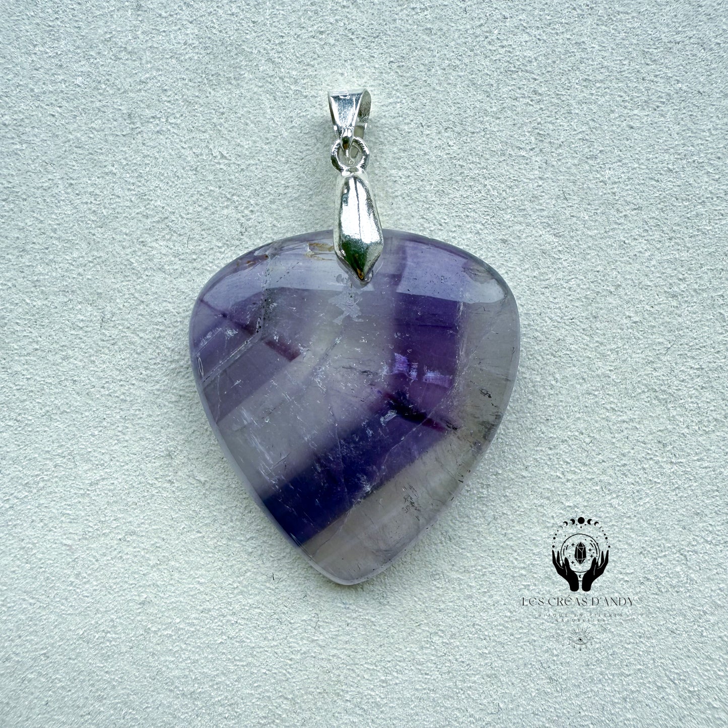 AMÉTHYSTE SUR QUARTZ