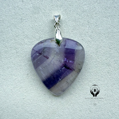 AMÉTHYSTE SUR QUARTZ