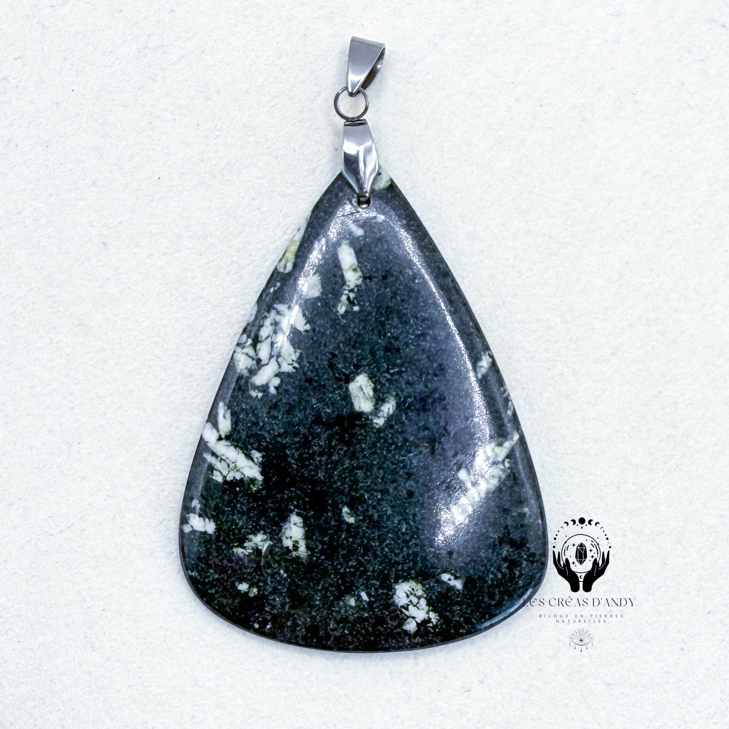 BIJOUX EN PIERRES NATURELLES À 10€