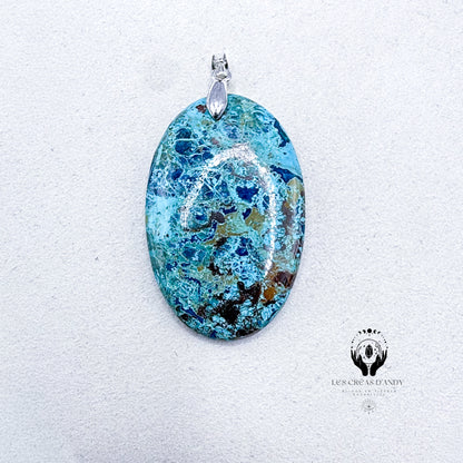 PENDENTIFS EN PIERRES NATURELLES