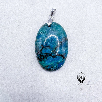 PENDENTIFS EN PIERRES NATURELLES