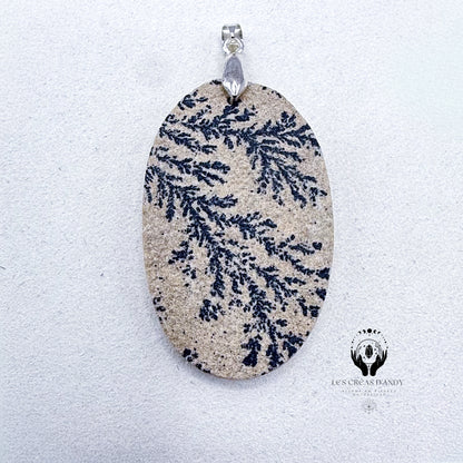 PENDENTIFS EN PIERRES NATURELLES