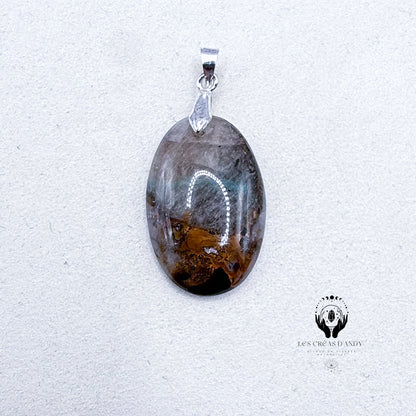 PENDENTIFS EN PIERRES NATURELLES