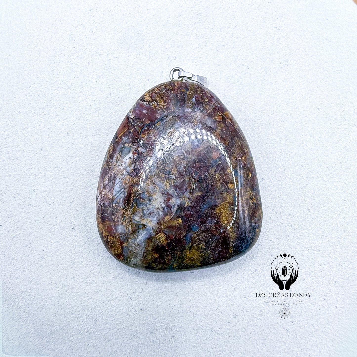 PENDENTIFS EN PIERRES NATURELLES