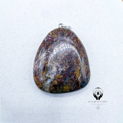 PENDENTIFS EN PIERRES NATURELLES
