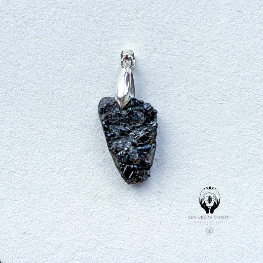 GRENAT NOIR ANDRADITE