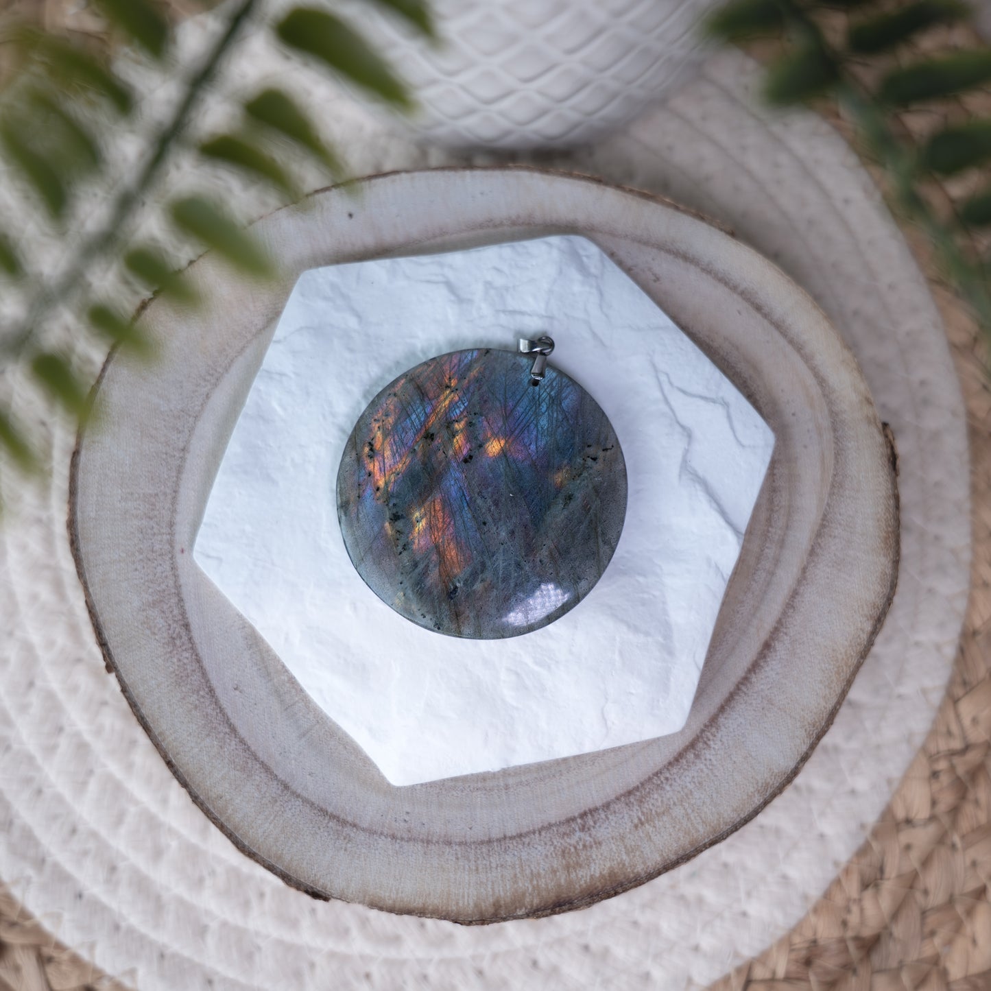 GRANDE LABRADORITE RONDE