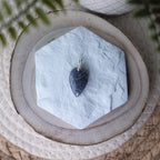 Pendentifs Iolite (Cordiérite) – Pierre naturelle clarté mentale et intuition