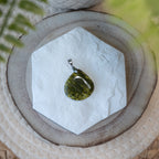 Pendentif Opale Verte – Pierre naturelle renouveau et apaisement