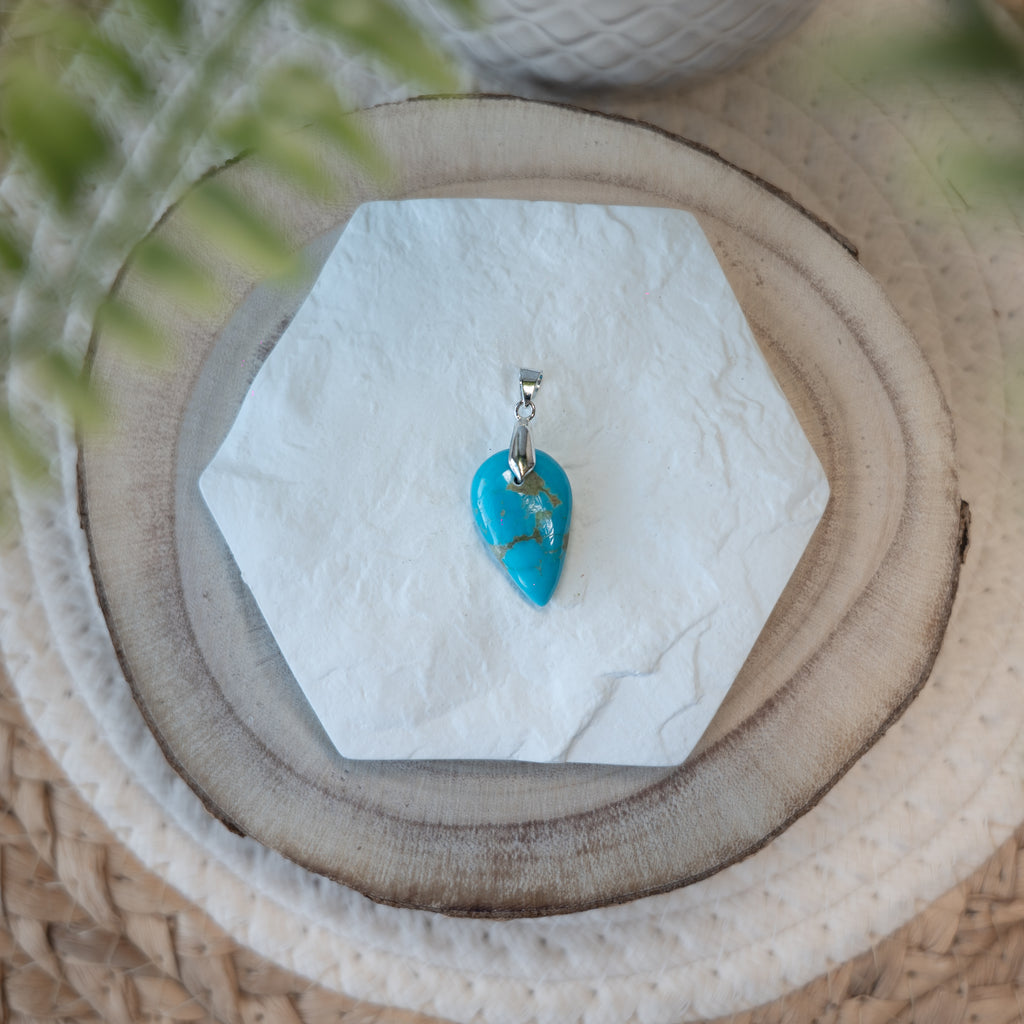 Pendentifs Turquoise – Pierre naturelle protectrice et apaisante
