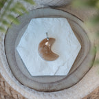 Pendentifs Pierre de Lune – Pierre naturelle intuition et féminité