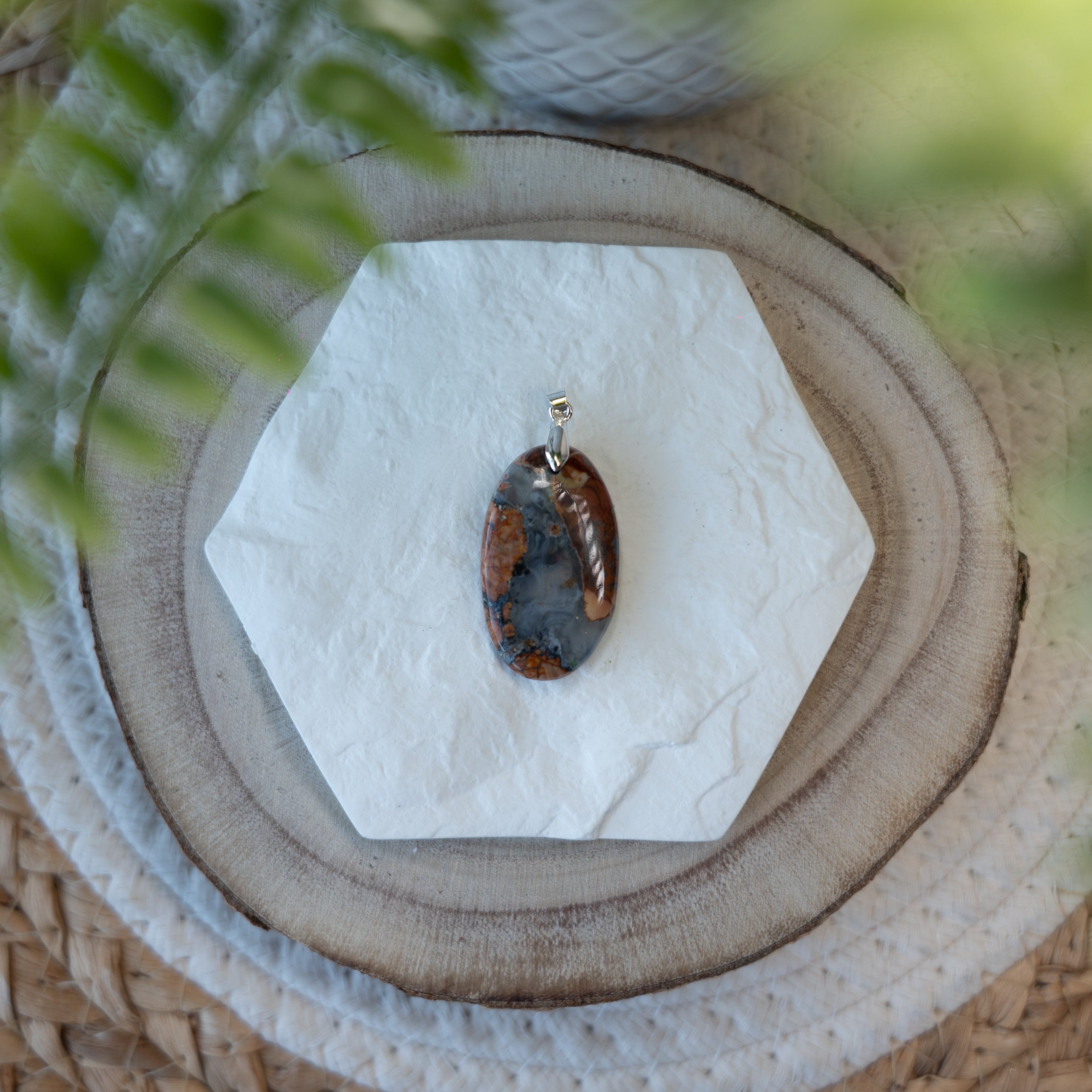 Pendentif Jaspe Butterfly – Pierre naturelle transformation et équilibre
