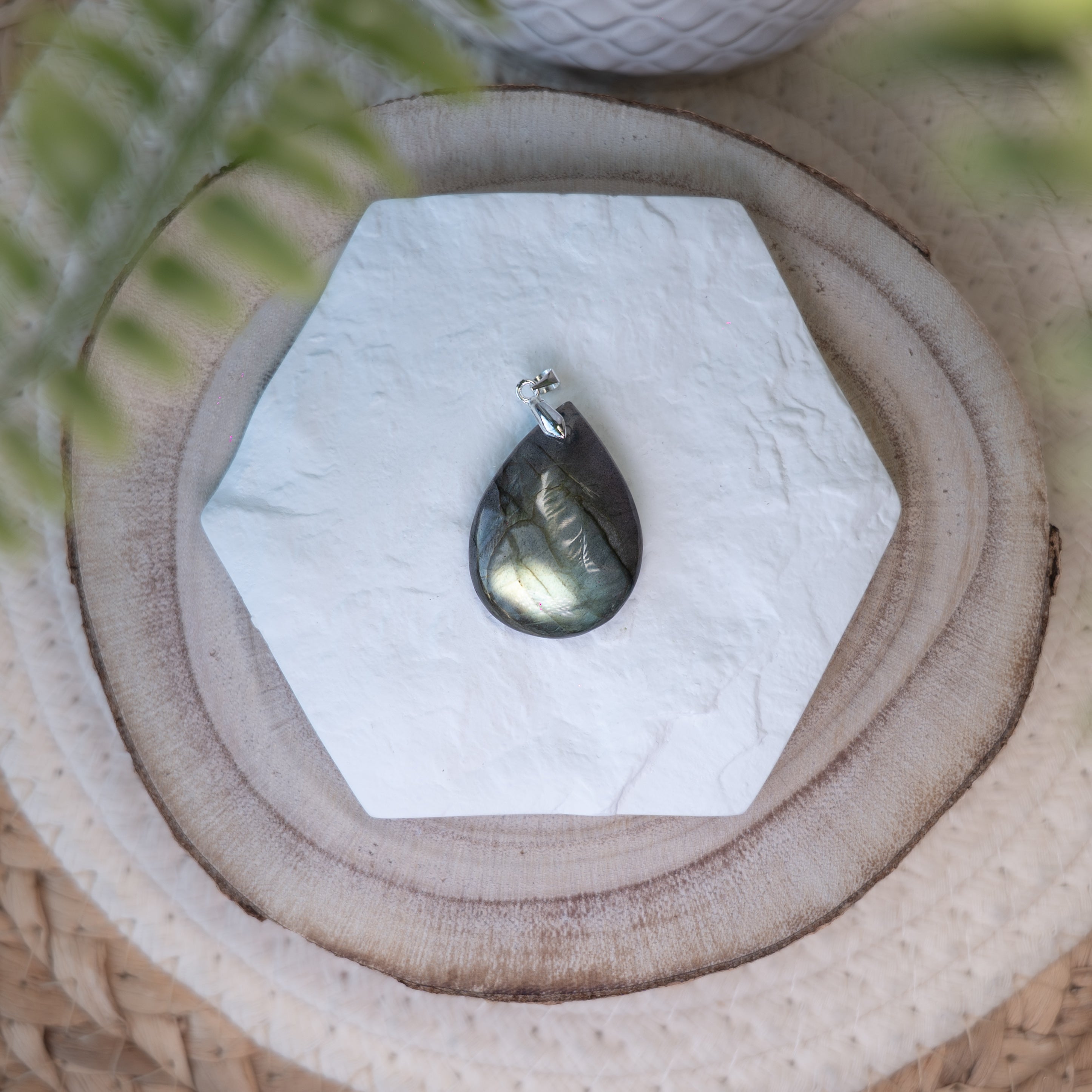 Pendentifs Labradorite – Pierre naturelle protection et énergie
