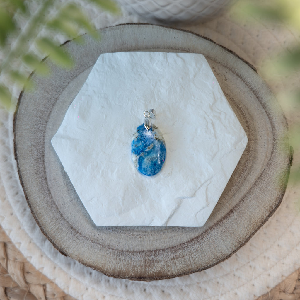 Pendentifs Afghanite – Pierre naturelle apaisante et spirituelle