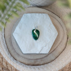 Pendentifs Malachite – Pierre naturelle protection et transformation