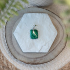 Pendentifs Malachite – Pierre naturelle protection et transformation