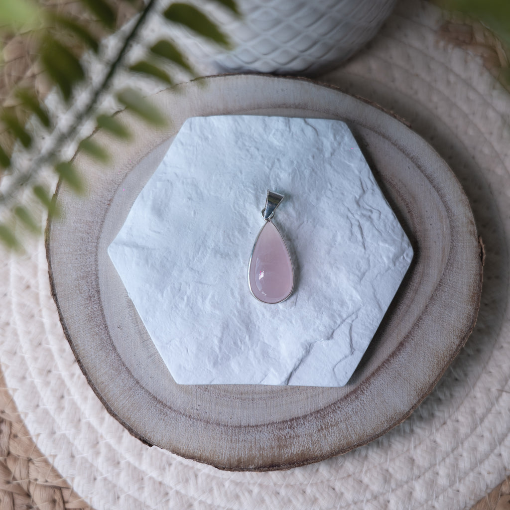 Pendentif Quartz Rose – Pierre naturelle amour et apaisement