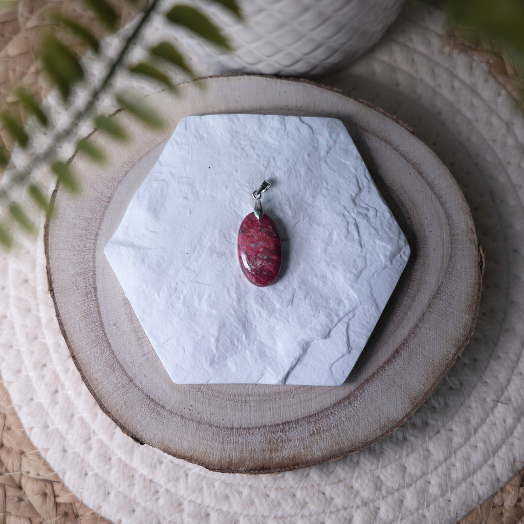 Pendentif Thulite – Pierre naturelle joie et confiance en soi