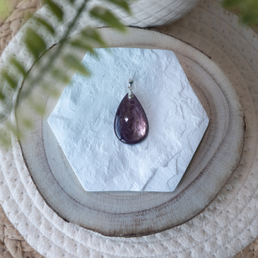 Pendentif Lépidolite – Pierre naturelle apaisement et gestion du stress