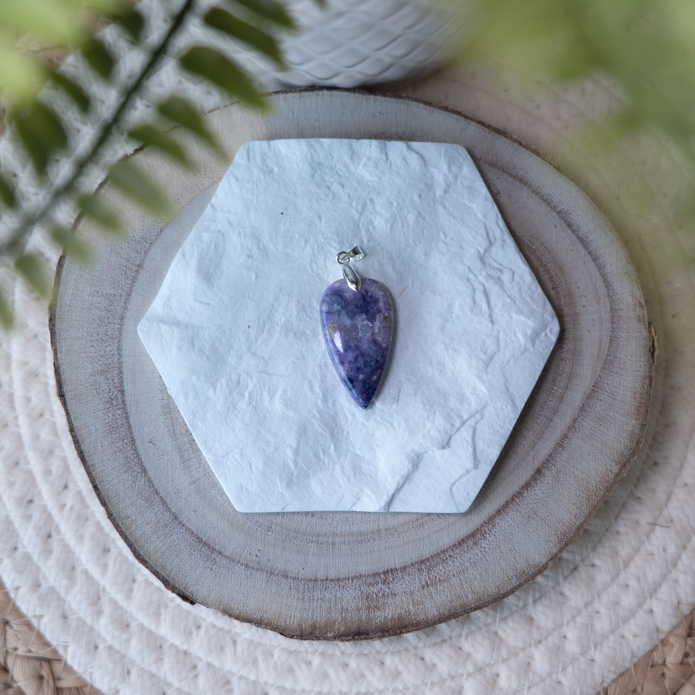 Pendentif Tiffany Stone – Pierre naturelle intuition et créativité