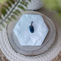 Pendentif Cyanite (Kyanite) – Pierre naturelle alignement et clarté mentale