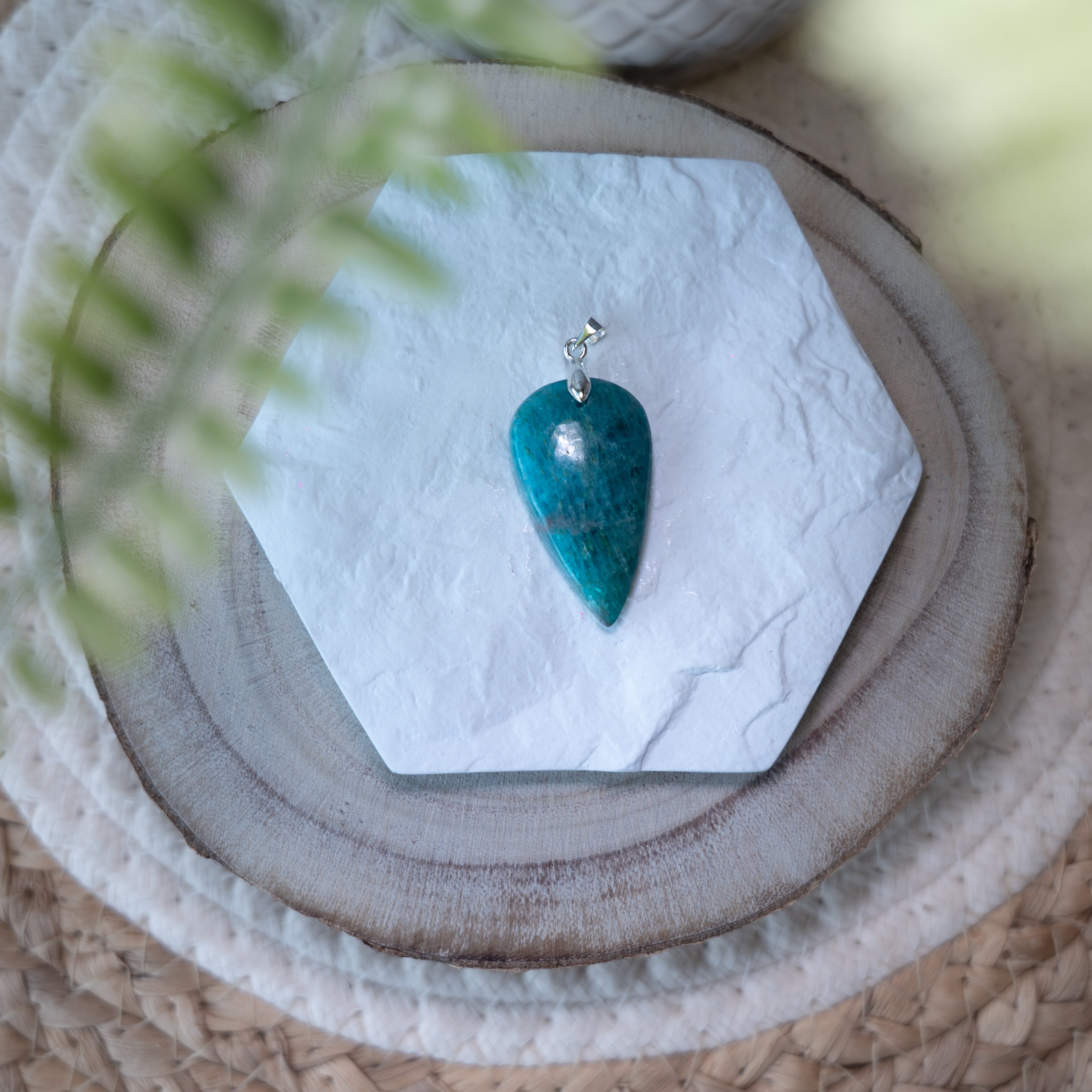 Pendentif Apatite – Pierre naturelle motivation et communication