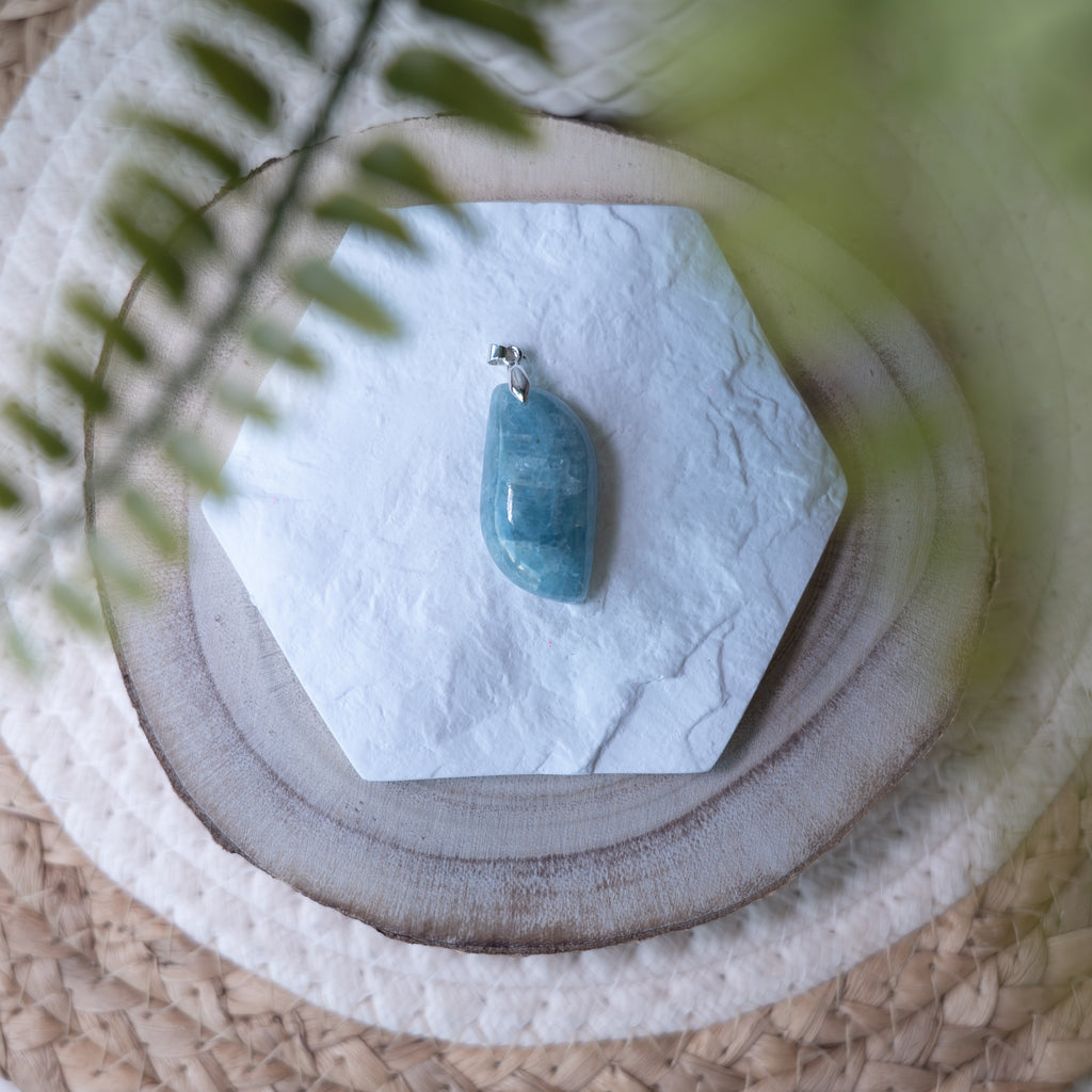 Pendentifs Aigue-Marine – Pierre naturelle apaisante et communication