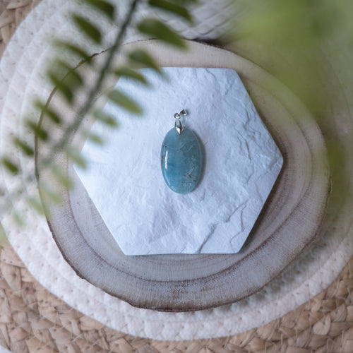 Pendentifs Aigue-Marine – Pierre naturelle apaisante et communication