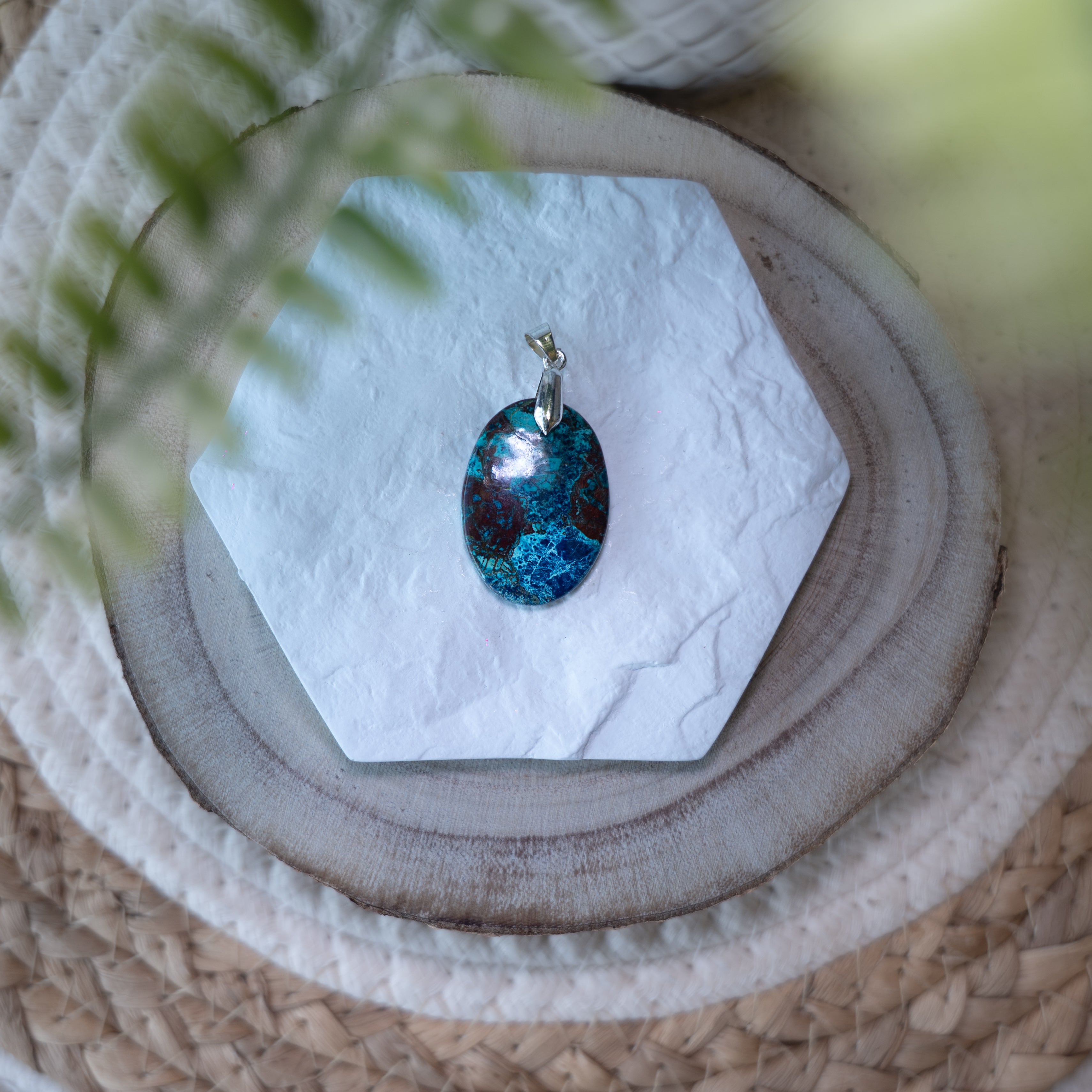 Pendentif Shattuckite – Pierre naturelle intuition et communication