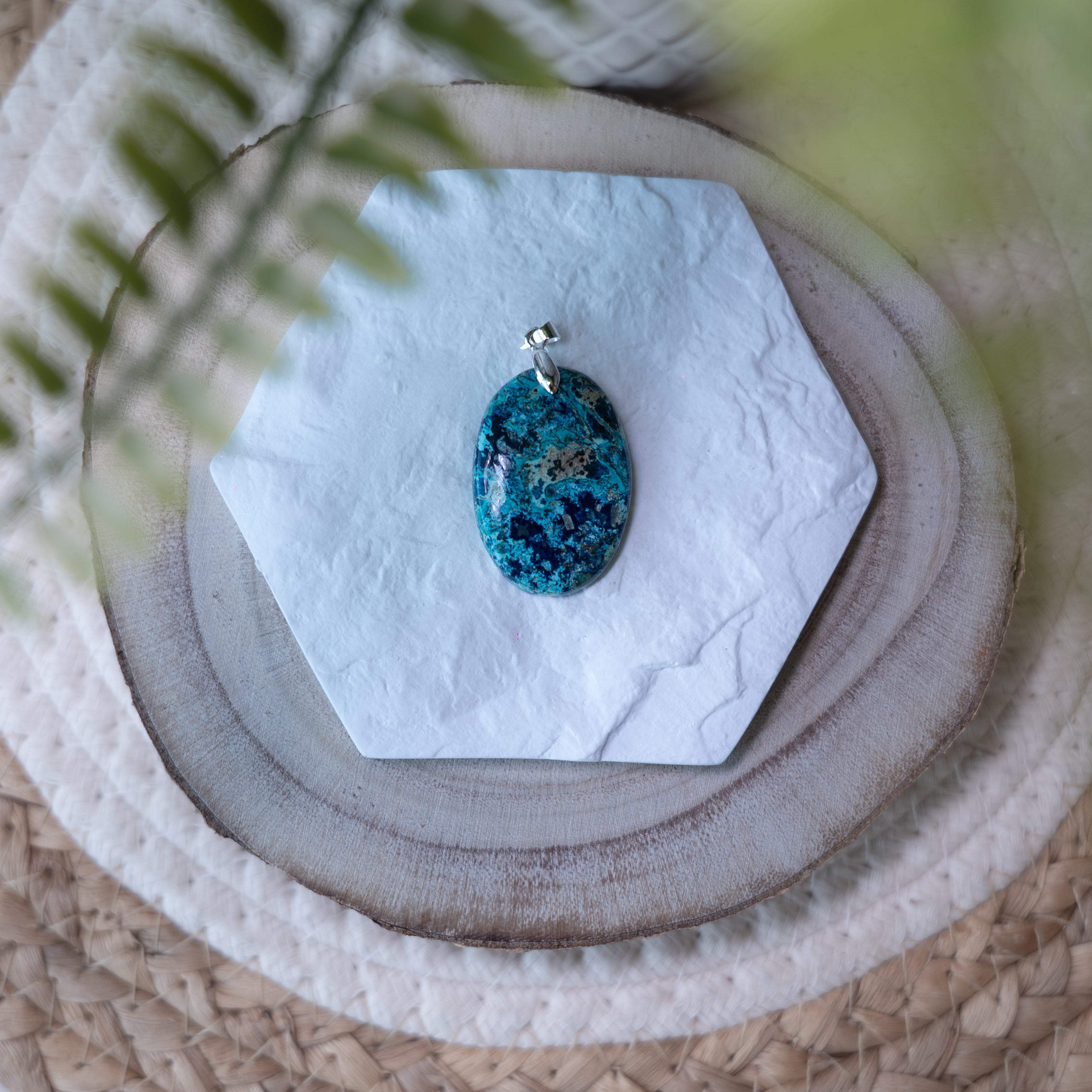 Pendentif Shattuckite – Pierre naturelle intuition et communication