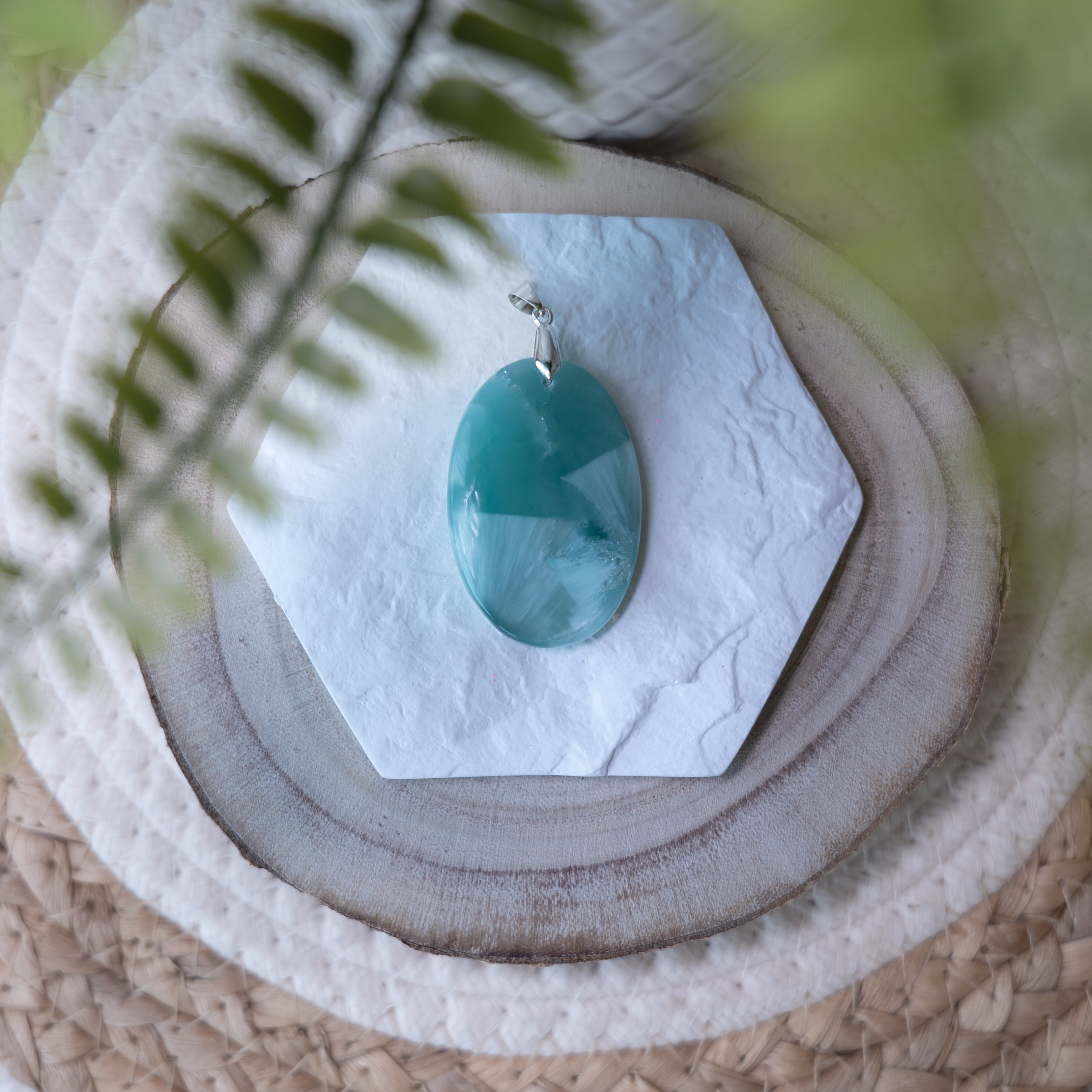 Pendentif Hémimorphite – Pierre naturelle communication et sérénité