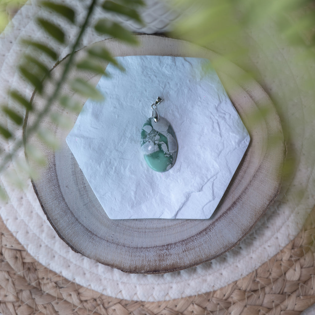 Pendentif Variscite – Pierre naturelle apaisement et équilibre émotionnel