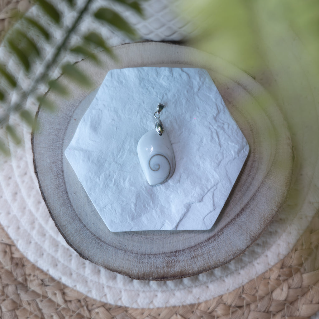 Pendentif Œil de Sainte-Lucie – Porte-bonheur naturel protection et chance