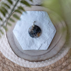 Pendentif Agate Dendritique – Pierre naturelle croissance et équilibre