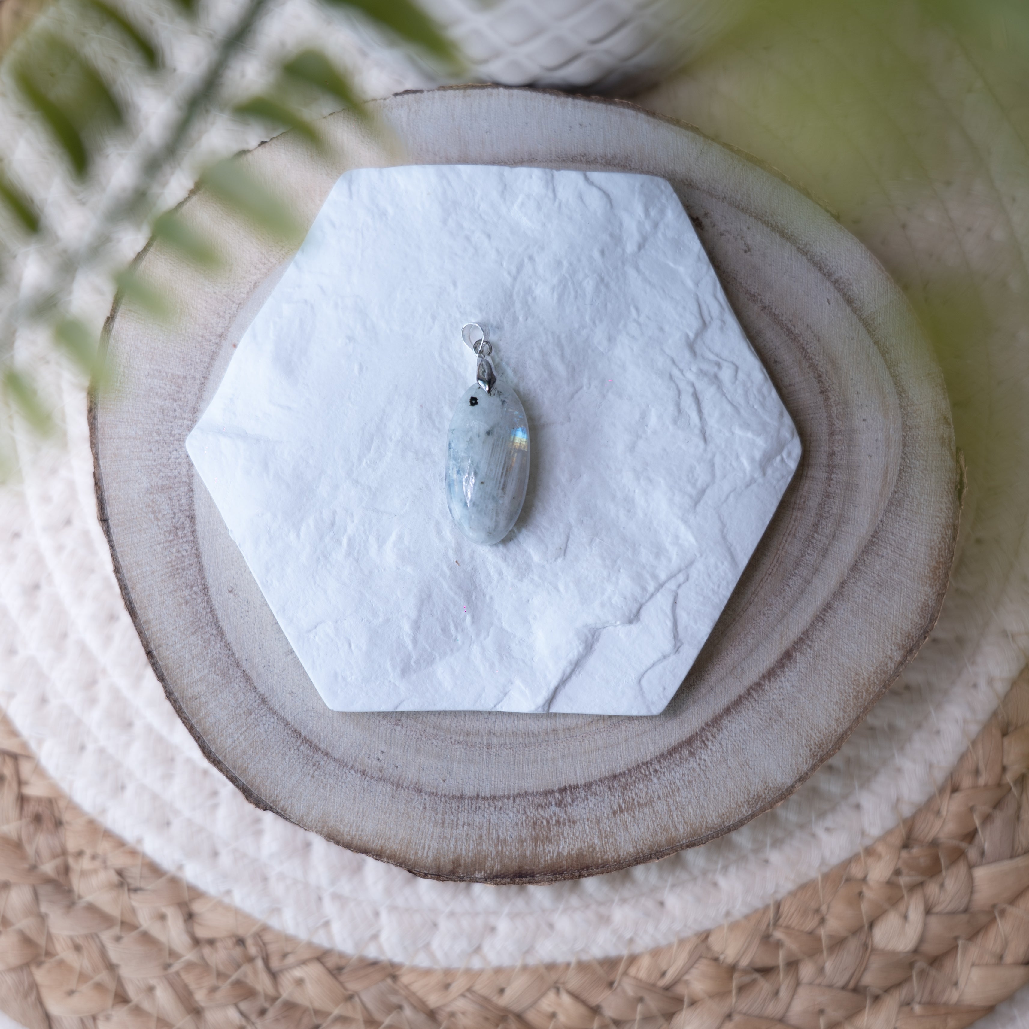 Pendentifs Péristérite – Pierre naturelle intuition et apaisement