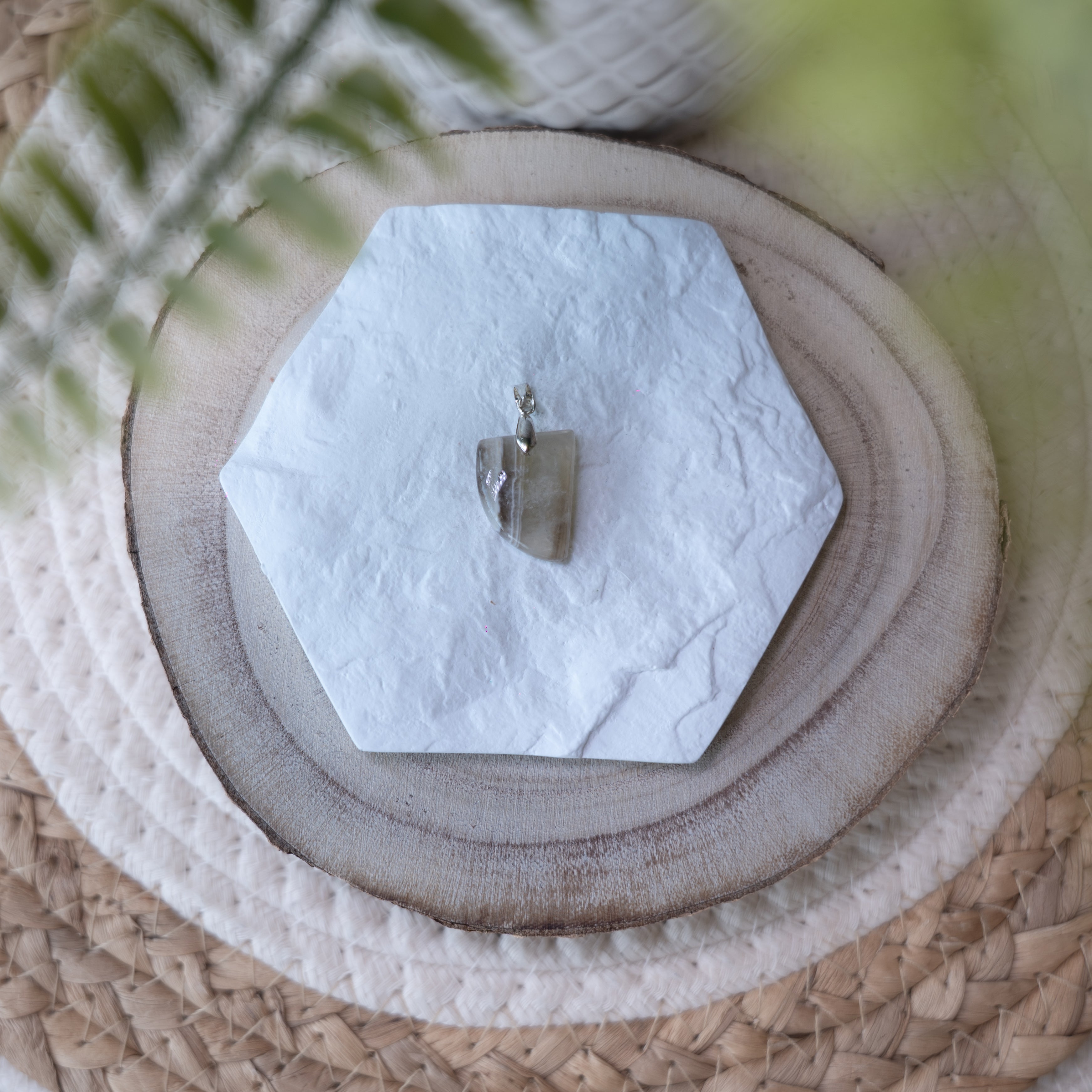 Pendentifs Quartz Fumé – Pierre naturelle ancrage et protection