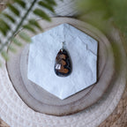Pendentif Agate Noire Orbiculaire – Pierre naturelle protection et équilibre