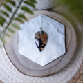 Pendentif Agate Noire Orbiculaire – Pierre naturelle protection et équilibre