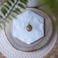 Pendentif Saphir Doré – Pierre naturelle prospérité et confiance