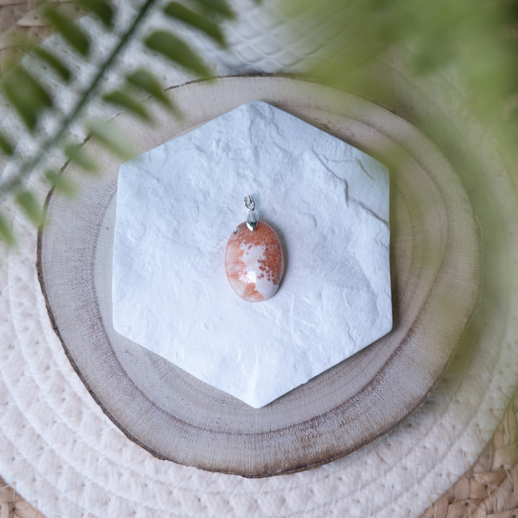SCOLECITE ROSE