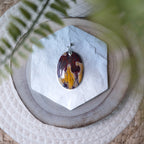 Pendentif Jaspe Mookaïte – Pierre naturelle ancrage et vitalité